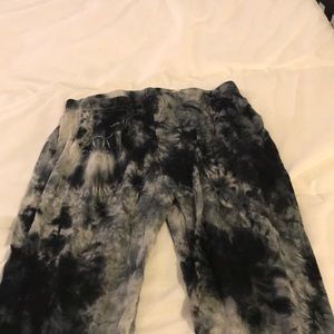 Tie die black leggings.
